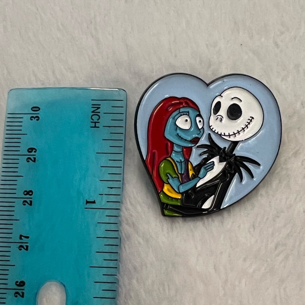 Nightmare before Christmas Jack and sally lapel pin